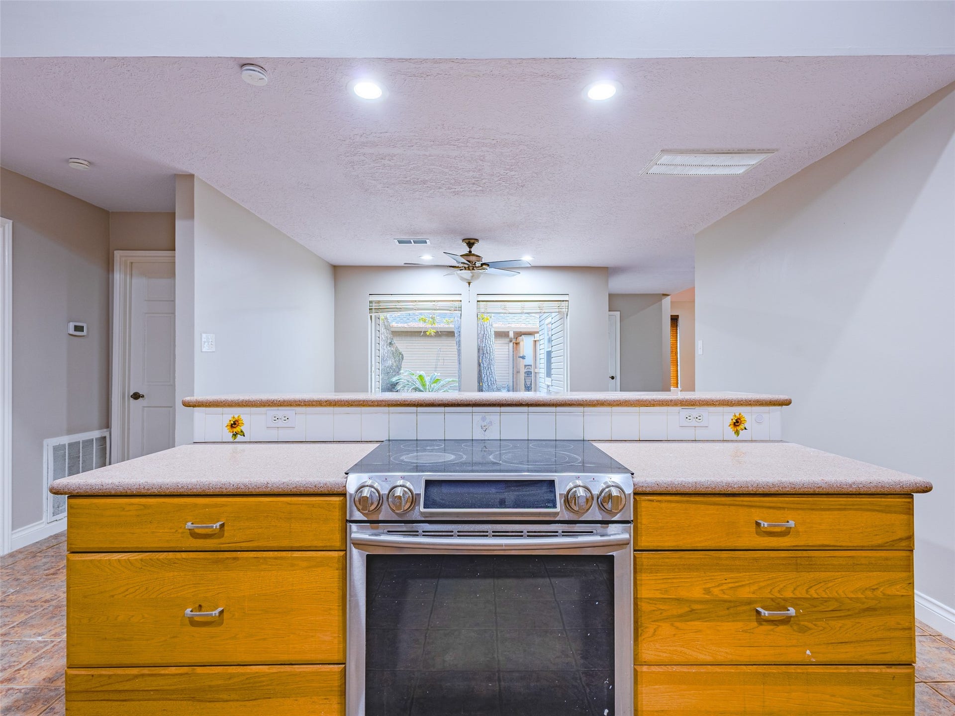5895 Southern Hills Drive, Houston, TX 77069