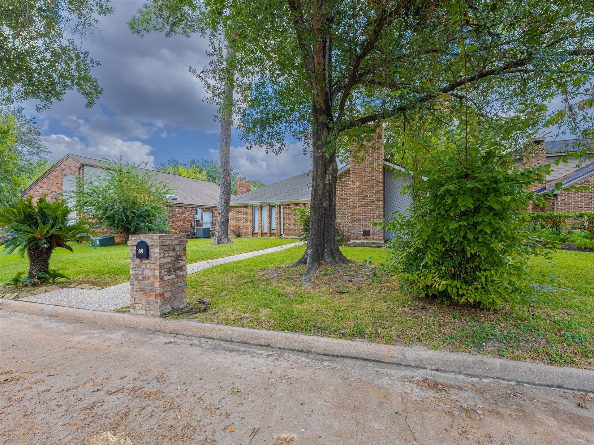 5895 Southern Hills Drive, Houston, TX 77069