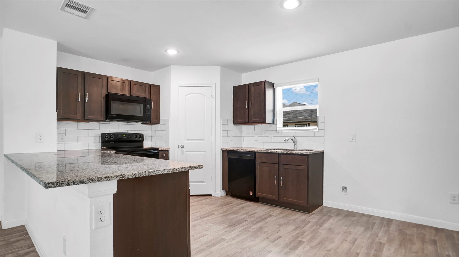 16963 Marie Village Drive, Conroe, TX 77306 16963 Marie Village Drive, Conroe, TX 77306