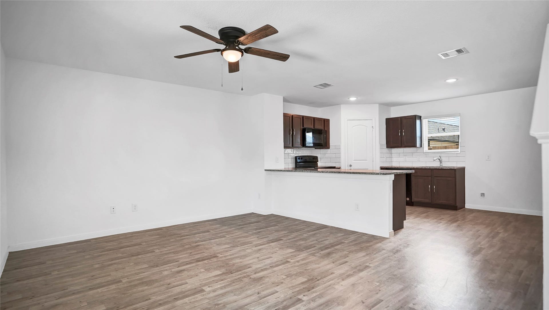 16963 Marie Village Drive, Conroe, TX 77306 16963 Marie Village Drive, Conroe, TX 77306