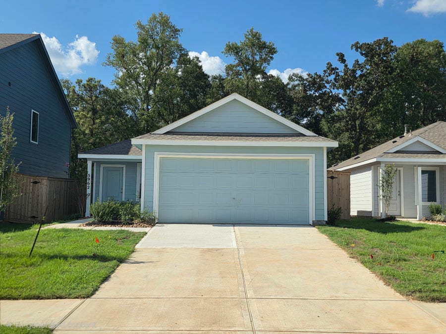 Property photo for 15434 Glinton Farm Lane, Conroe, TX