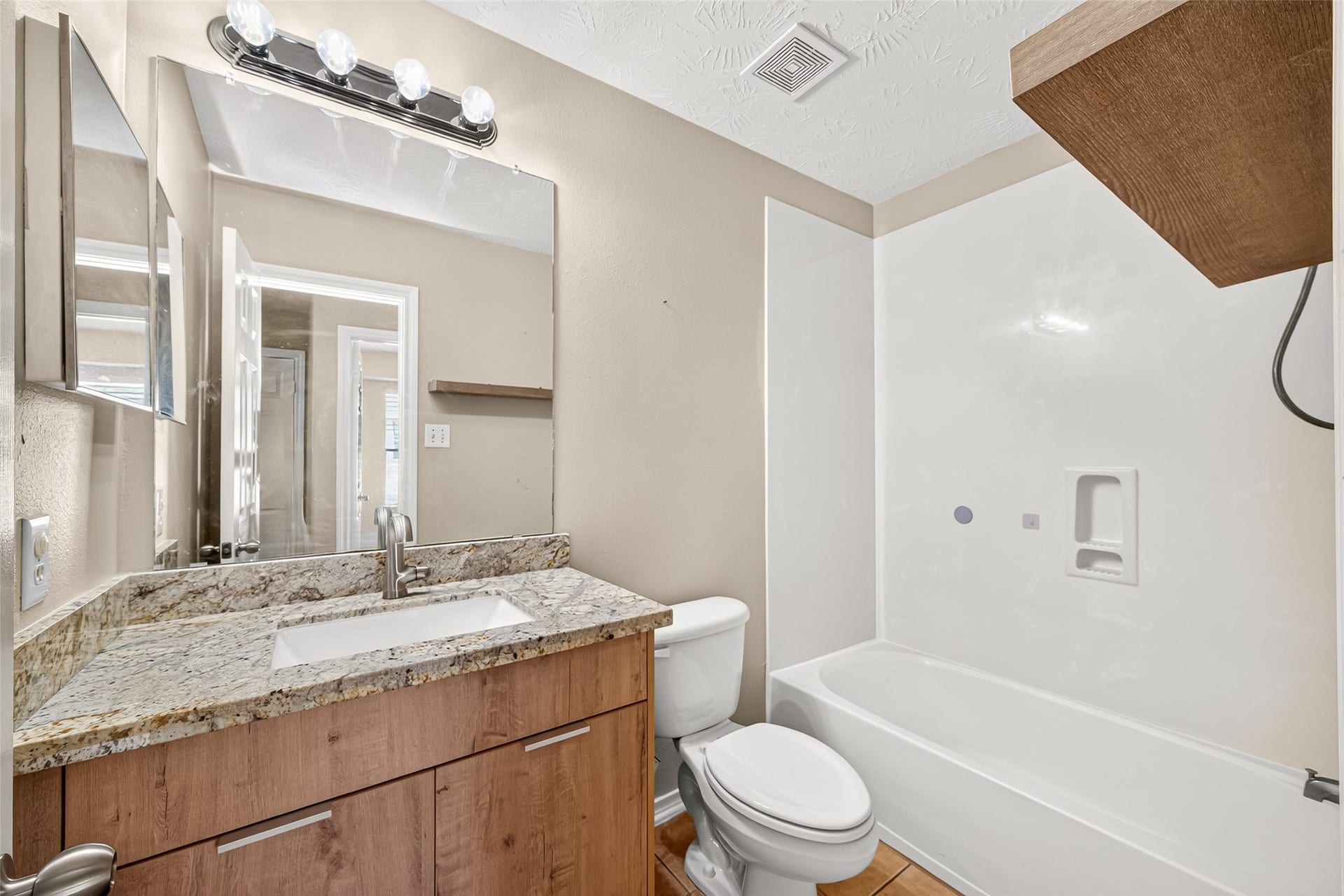 11524 Jacinth Court, Houston, TX 77066 11524 Jacinth Court, Houston, TX 77066
