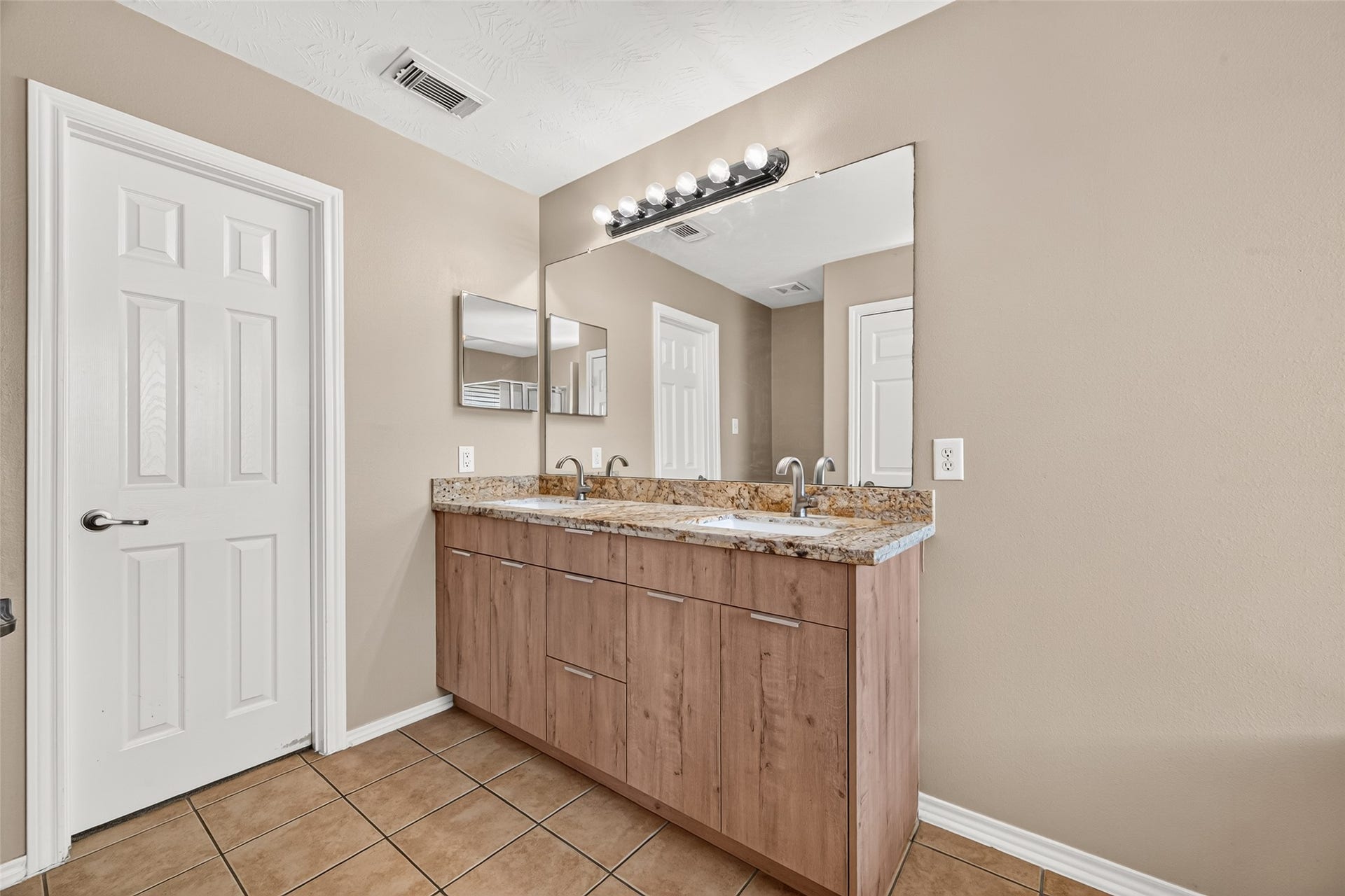 11524 Jacinth Court, Houston, TX 77066 11524 Jacinth Court, Houston, TX 77066