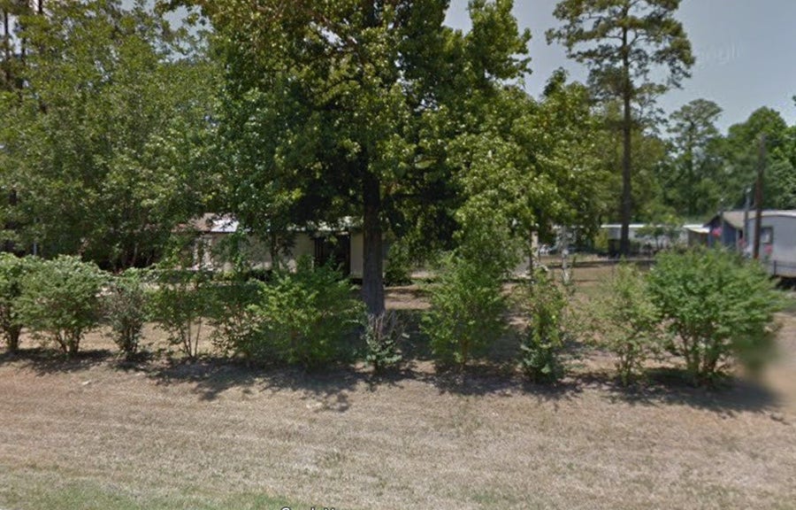 Property photo for 8410 Rolling oaks dr, The Woodlands, TX