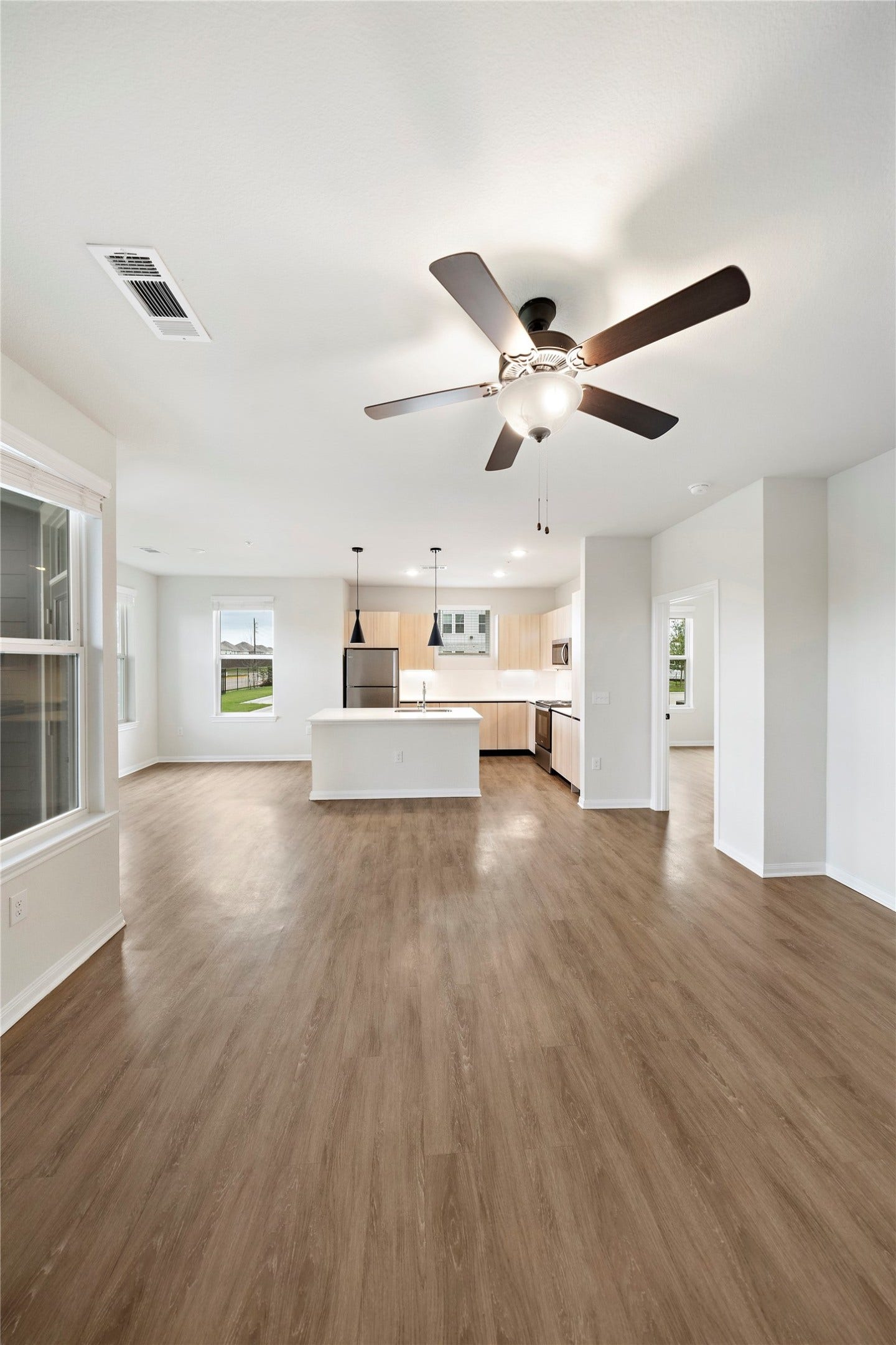 layout may differ / vacant unit shown