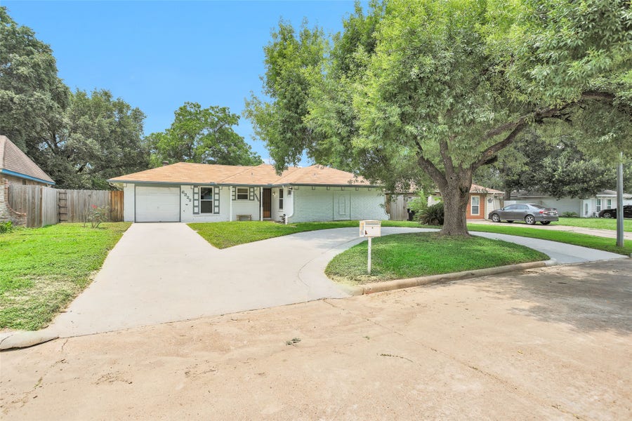 Property photo for 6322 King Post Drive, Houston, TX