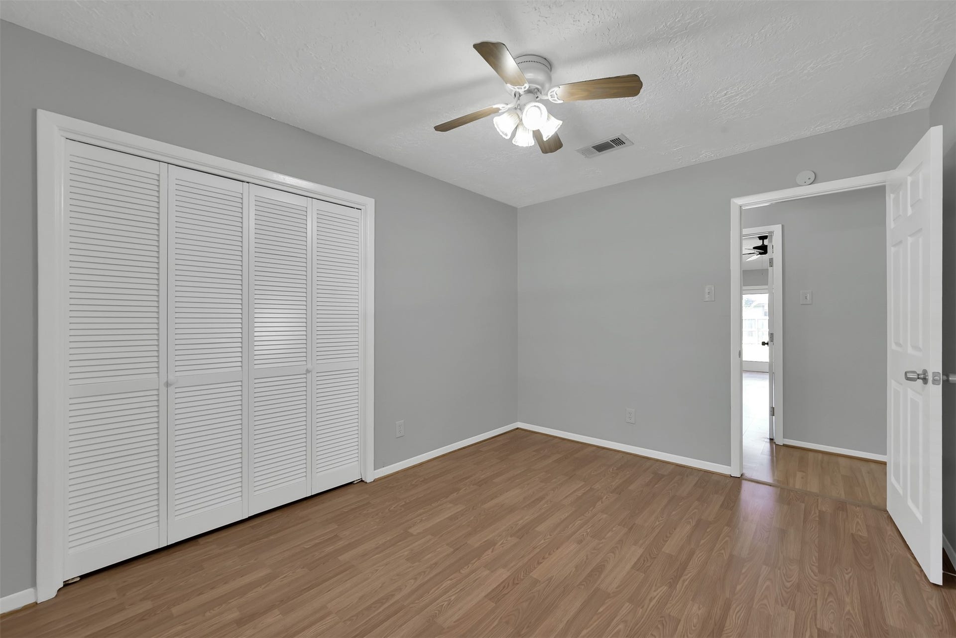 27121 Wells Lane, Oak Ridge North, TX 77385 27121 Wells Lane, Oak Ridge North, TX 77385