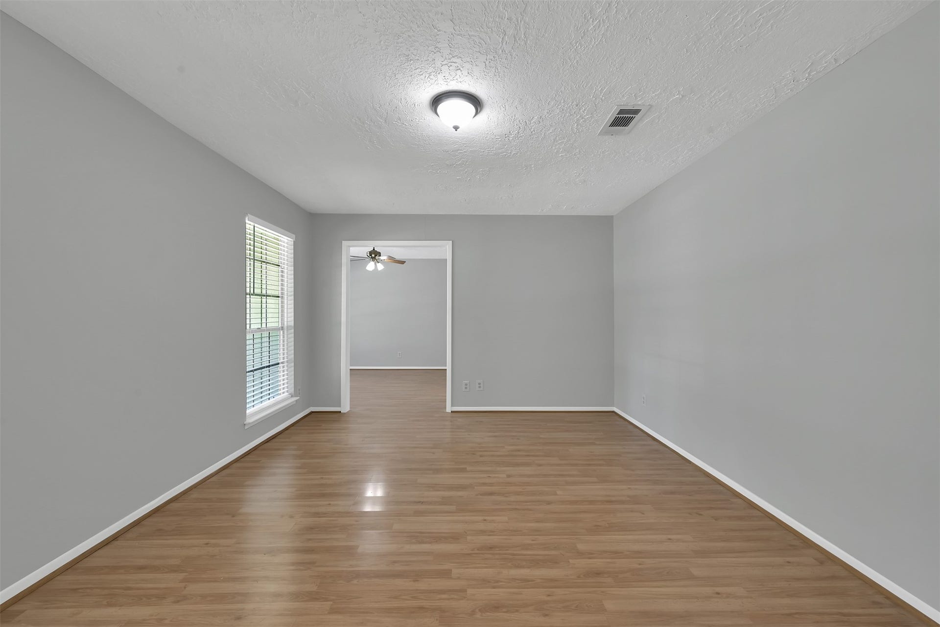 27121 Wells Lane, Oak Ridge North, TX 77385 27121 Wells Lane, Oak Ridge North, TX 77385