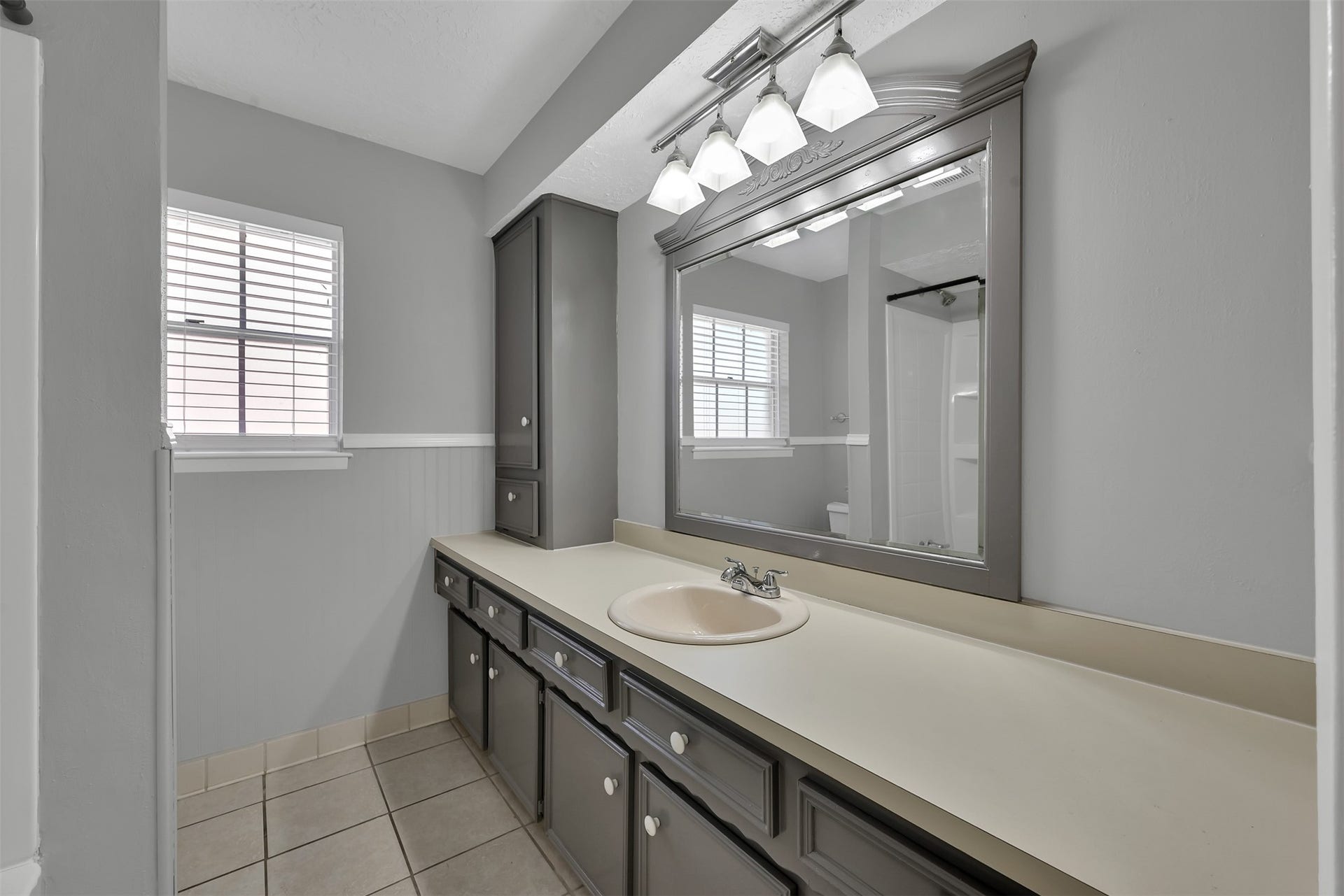 27121 Wells Lane, Oak Ridge North, TX 77385 27121 Wells Lane, Oak Ridge North, TX 77385