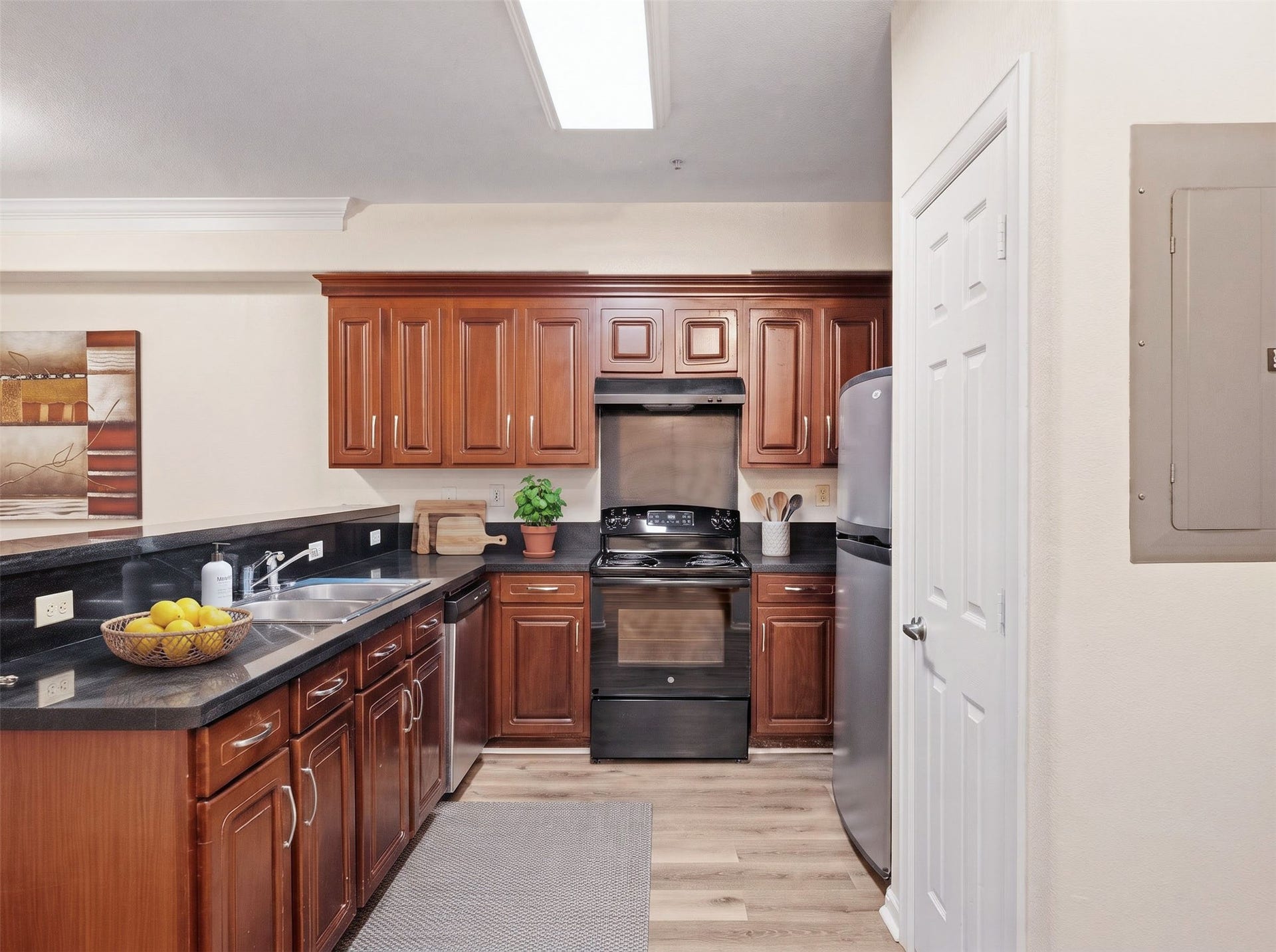 6611 W Sam Houston Parkway S, #1E, Houston, TX 77072