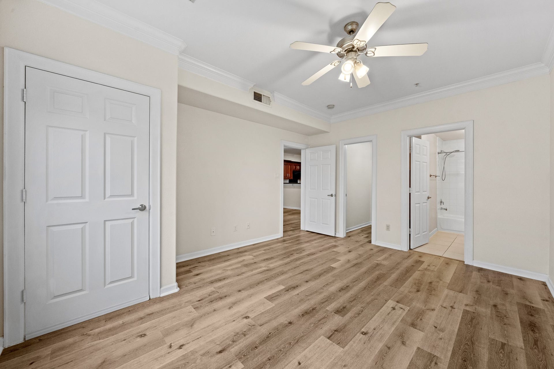 6611 W Sam Houston Parkway S, #1E, Houston, TX 77072