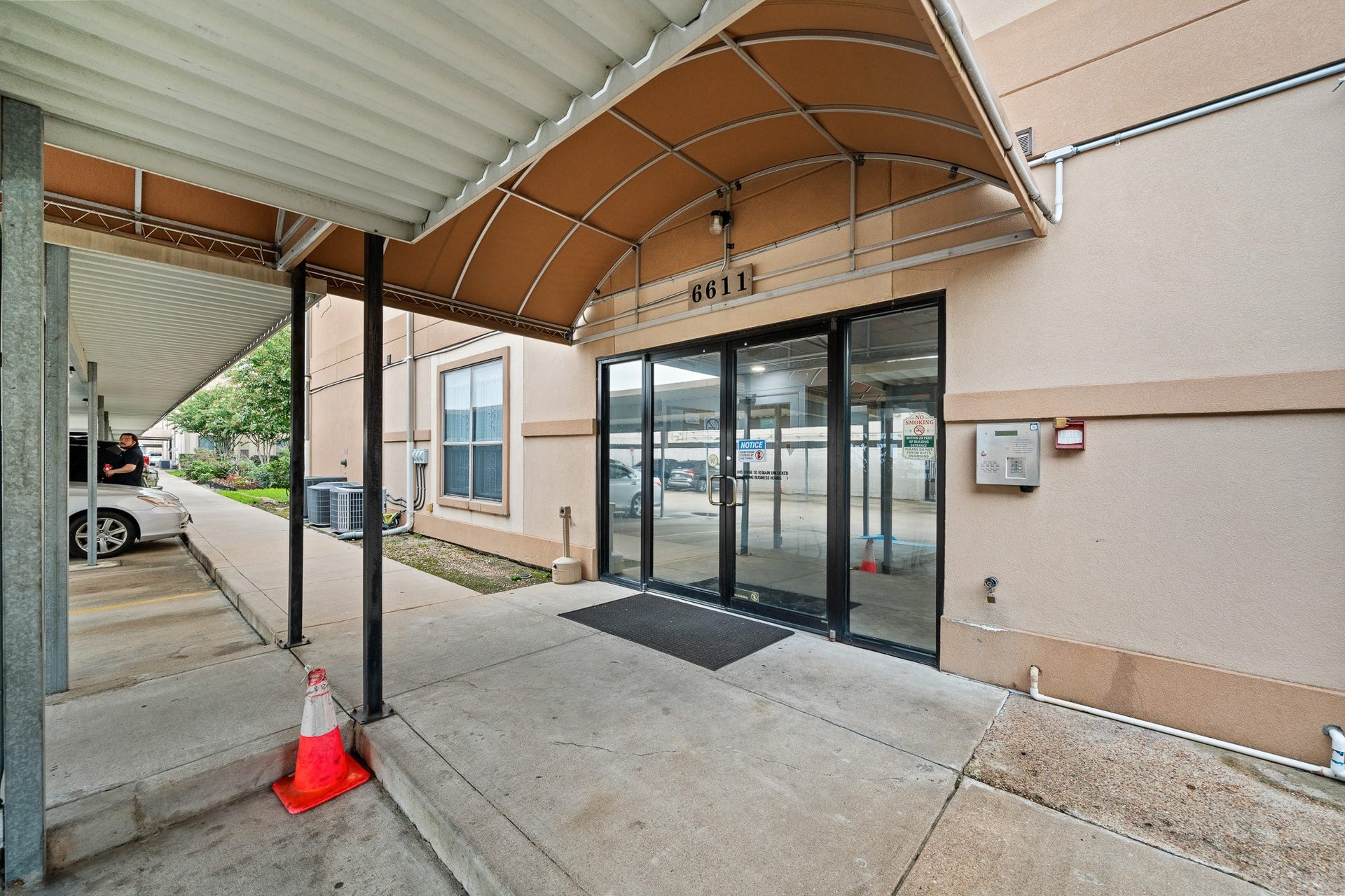 6611 W Sam Houston Parkway S, #1E, Houston, TX 77072