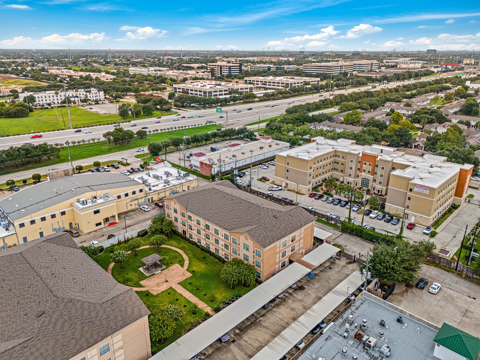 6611 W Sam Houston Parkway S, #1E, Houston, TX 77072