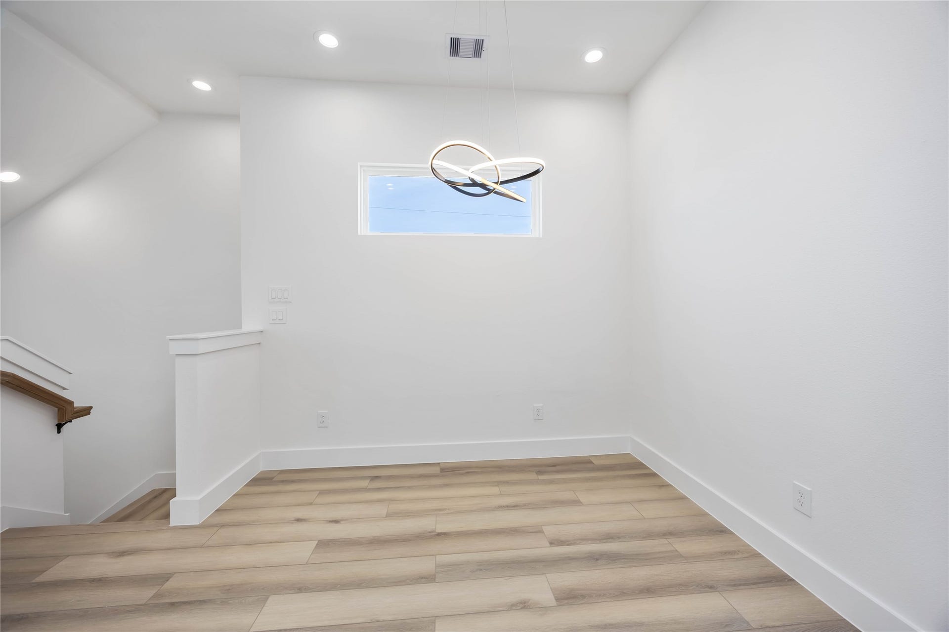 6737 Peerless Street, #B, Houston, TX 77021 6737 Peerless Street, #B, Houston, TX 77021