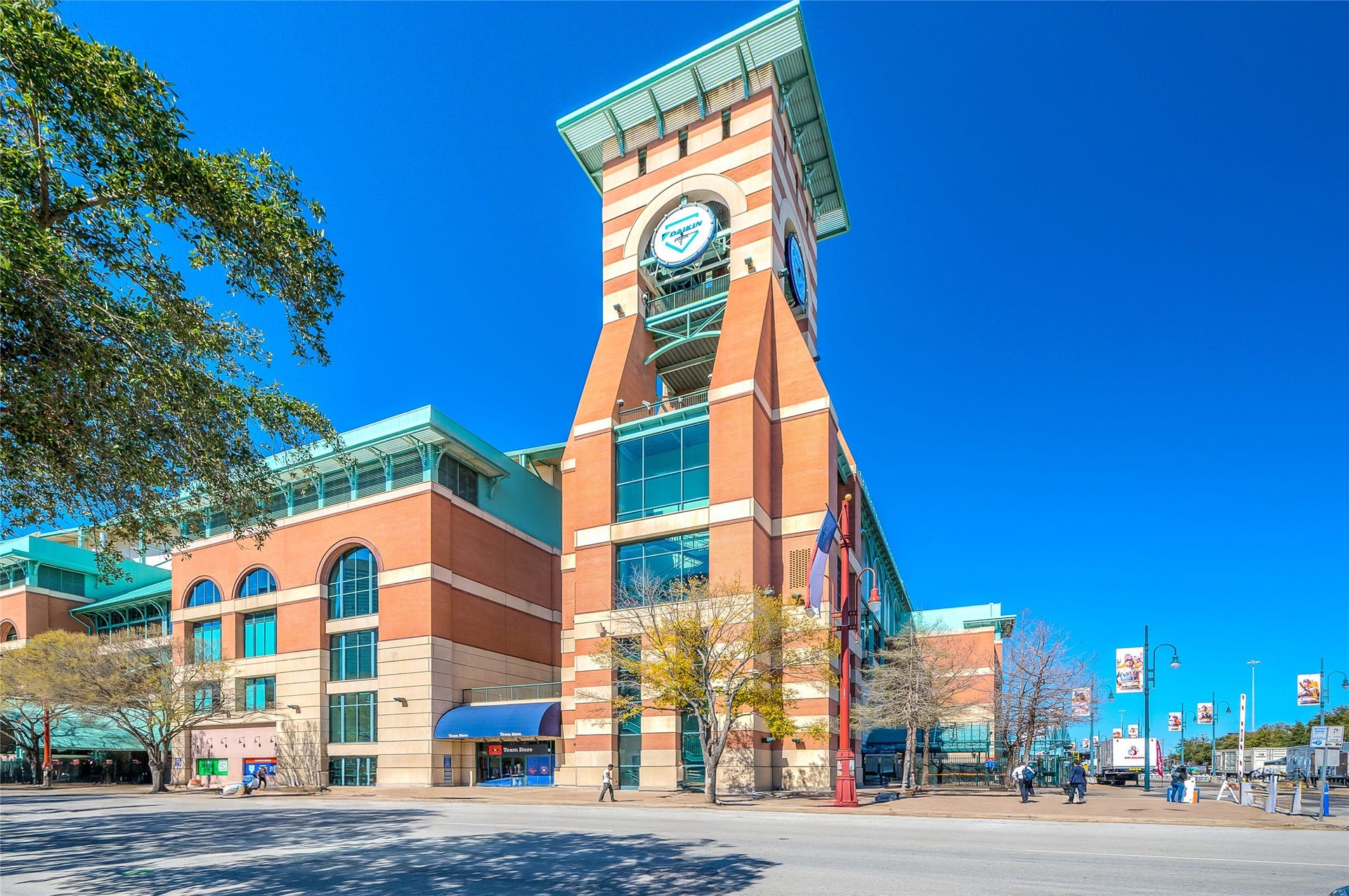 914 Main Street, #801, Houston, TX 77002 Daikin Ball Park, Home of the Houston Astros.