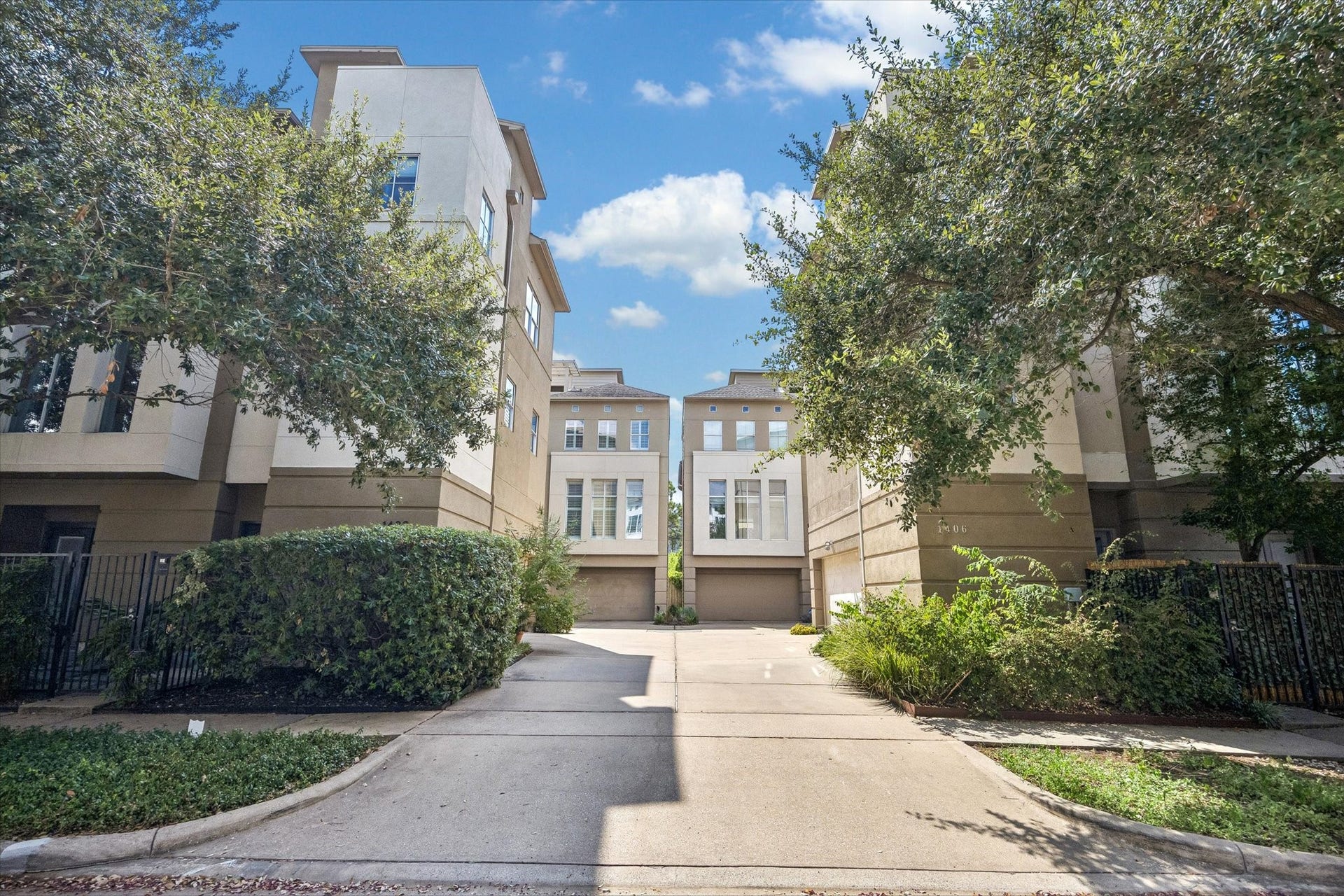 1406 Stanford Street, #D, Houston, TX 77019 1406 Stanford Street, #D, Houston, TX 77019