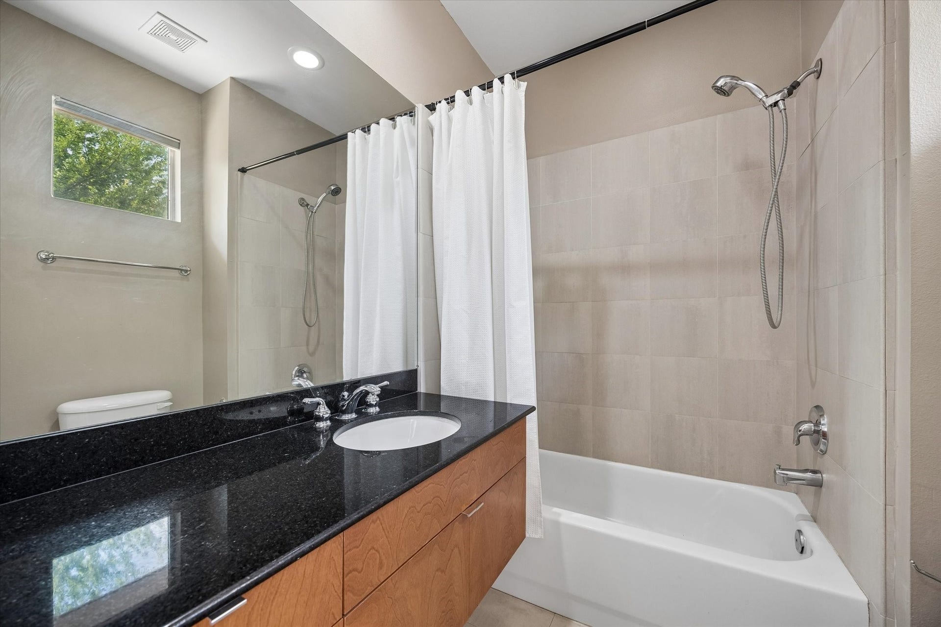1406 Stanford Street, #D, Houston, TX 77019 1406 Stanford Street, #D, Houston, TX 77019