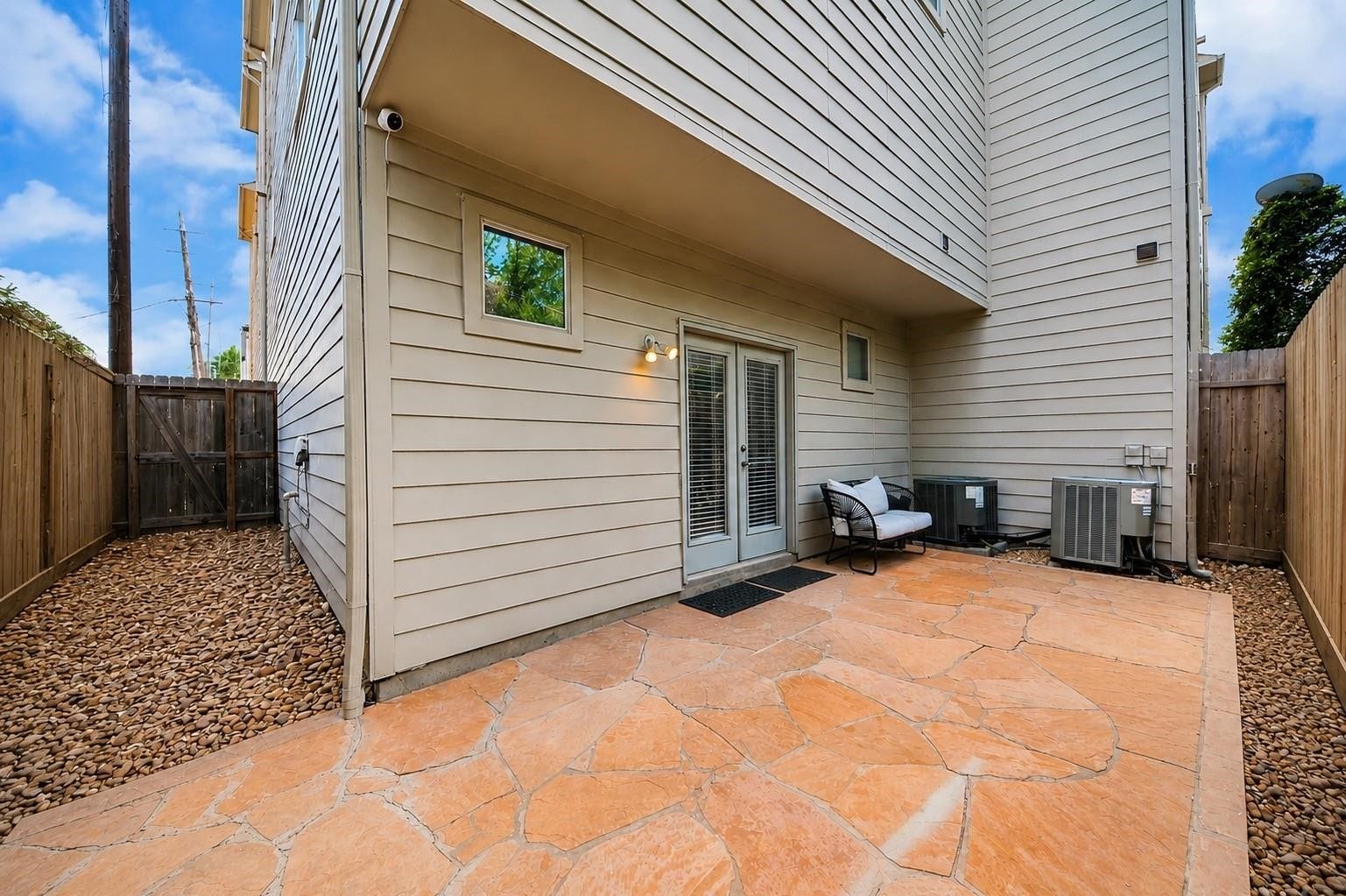 1406 Stanford Street, #D, Houston, TX 77019 1406 Stanford Street, #D, Houston, TX 77019