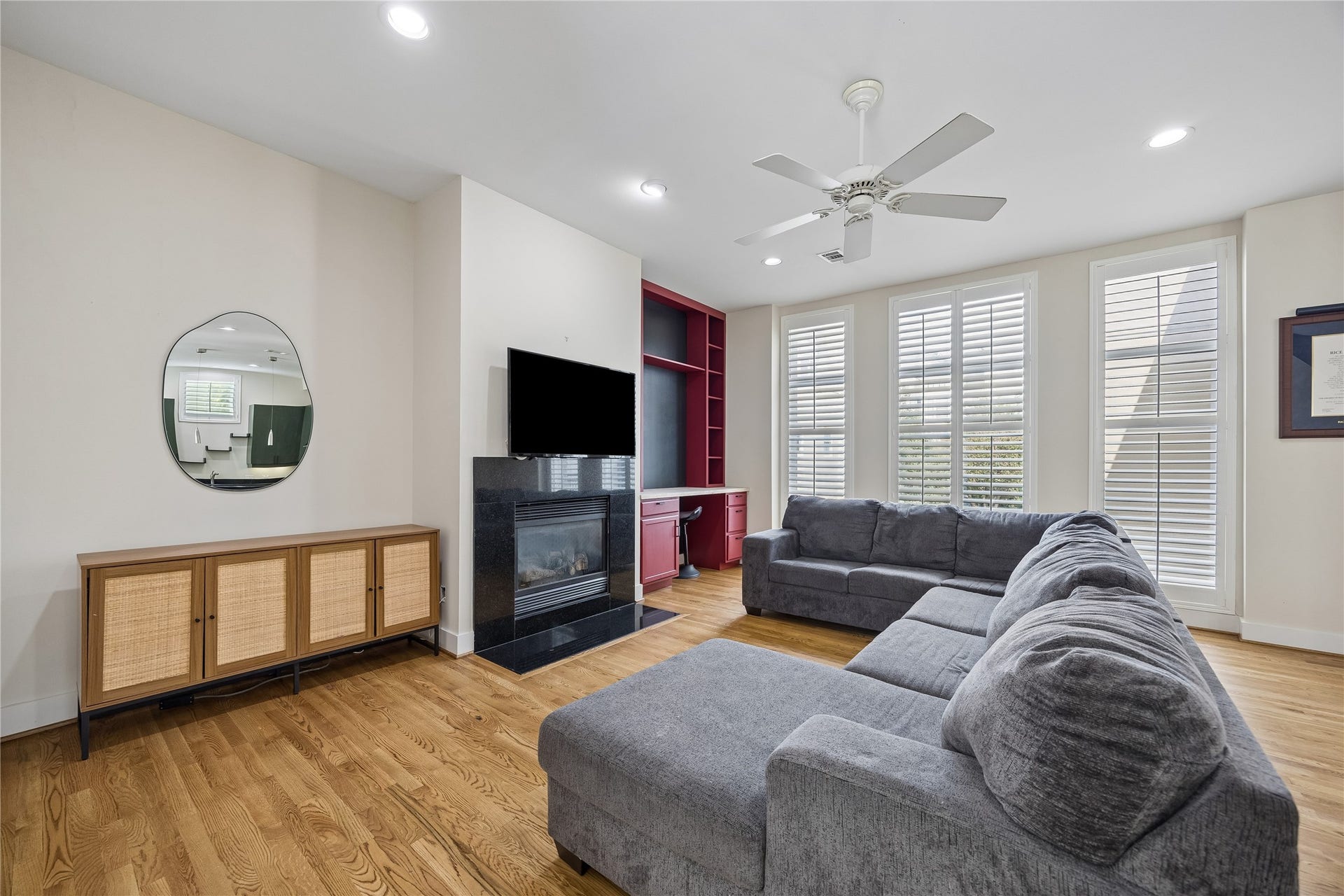 1406 Stanford Street, #D, Houston, TX 77019 1406 Stanford Street, #D, Houston, TX 77019