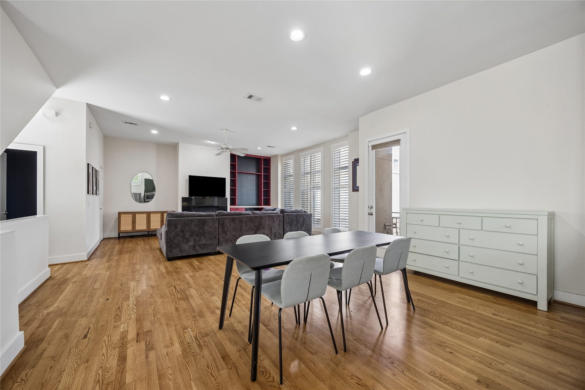 1406 Stanford Street, #D, Houston, TX 77019 1406 Stanford Street, #D, Houston, TX 77019