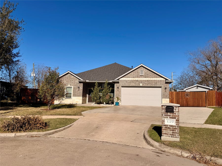 Property photo for 1119 Marleen Street, Houston, TX