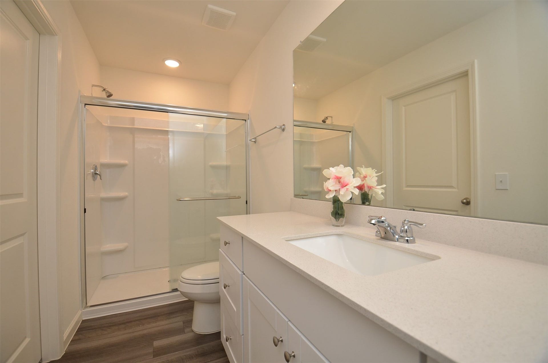 8627 Vacek Crossing Way, Richmond, TX 77469 Primary Bathroom