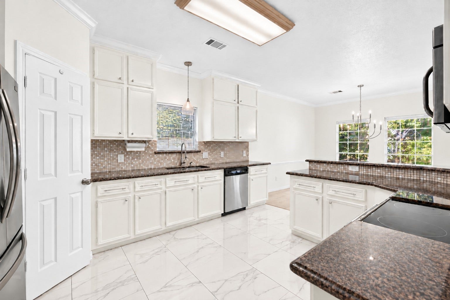120 Hiwon Drive, Conroe, TX 77304