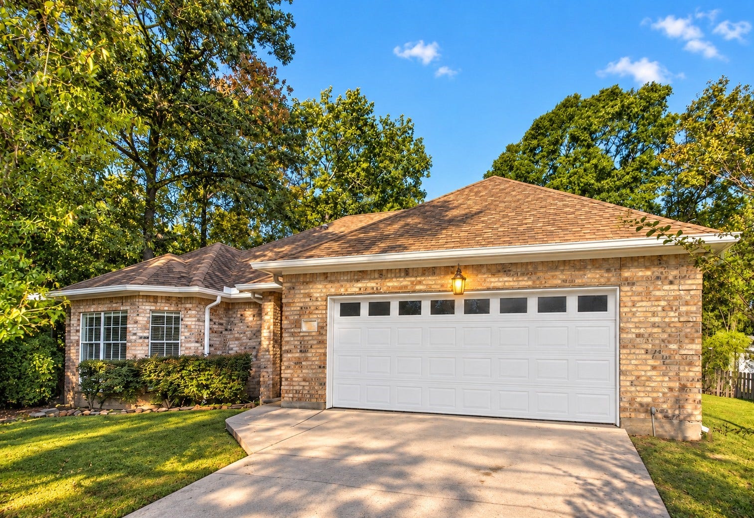 120 Hiwon Drive, Conroe, TX 77304