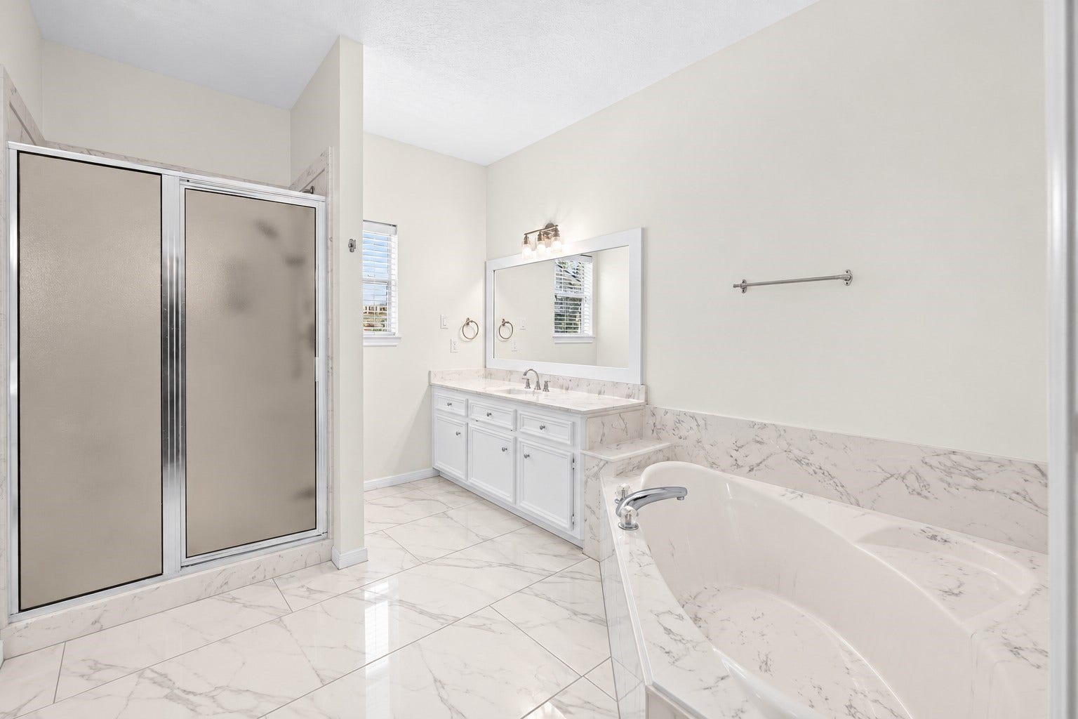 120 Hiwon Drive, Conroe, TX 77304