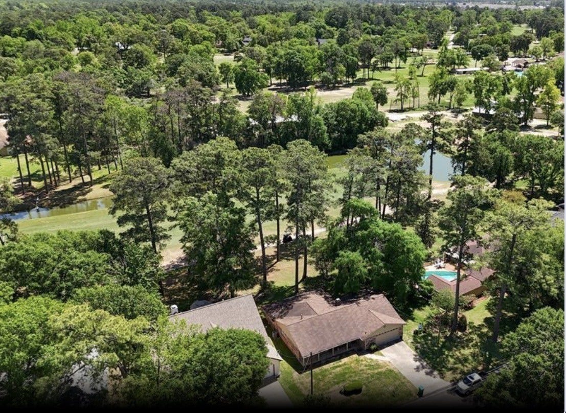 120 Hiwon Drive, Conroe, TX 77304