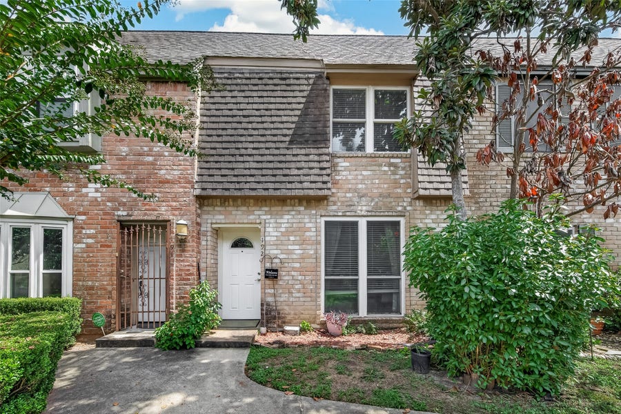 Property photo for 840 Threadneedle Street, #192, Houston, TX