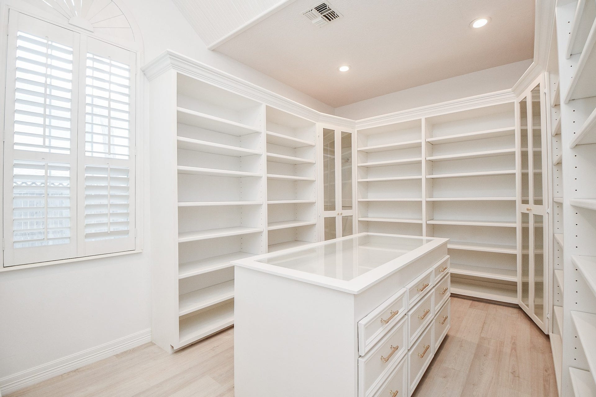 2922 Cedar Woods Place, Houston, TX 77068 2922 Cedar Woods Place, Houston, TX 77068