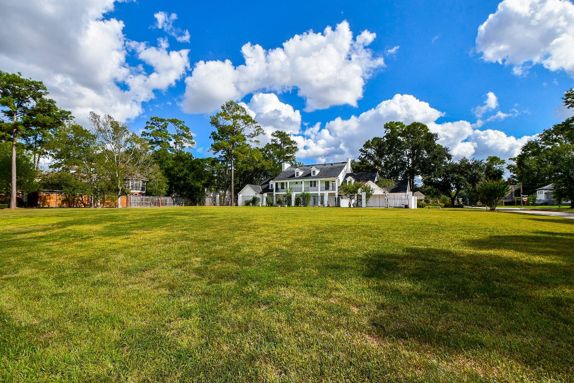 2922 Cedar Woods Place, Houston, TX 77068 2922 Cedar Woods Place, Houston, TX 77068