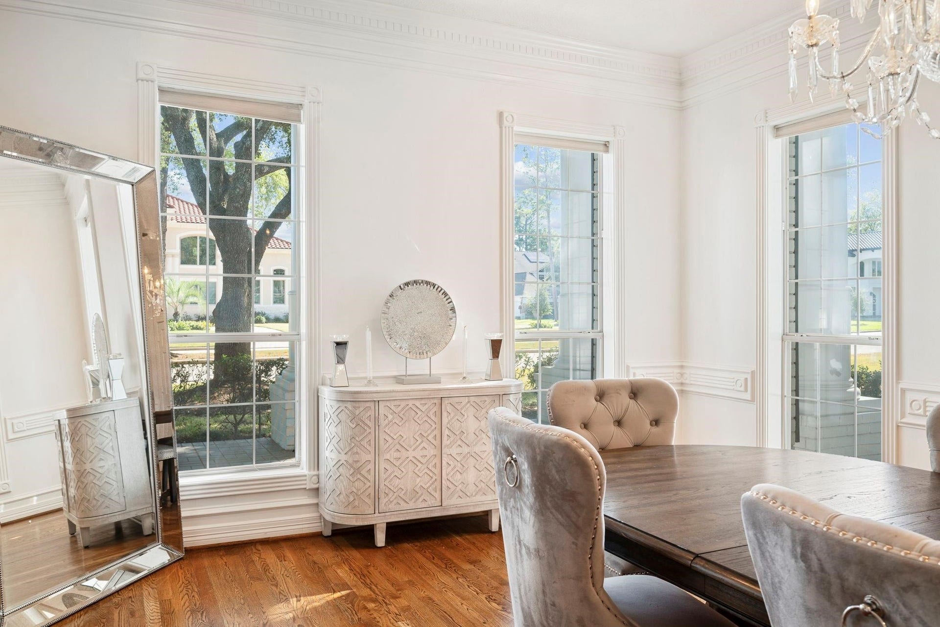2922 Cedar Woods Place, Houston, TX 77068 The Formal Dining Room offers generous space for hosting holiday gatherings, dinner parties, and memorable celebrations with family and friends.