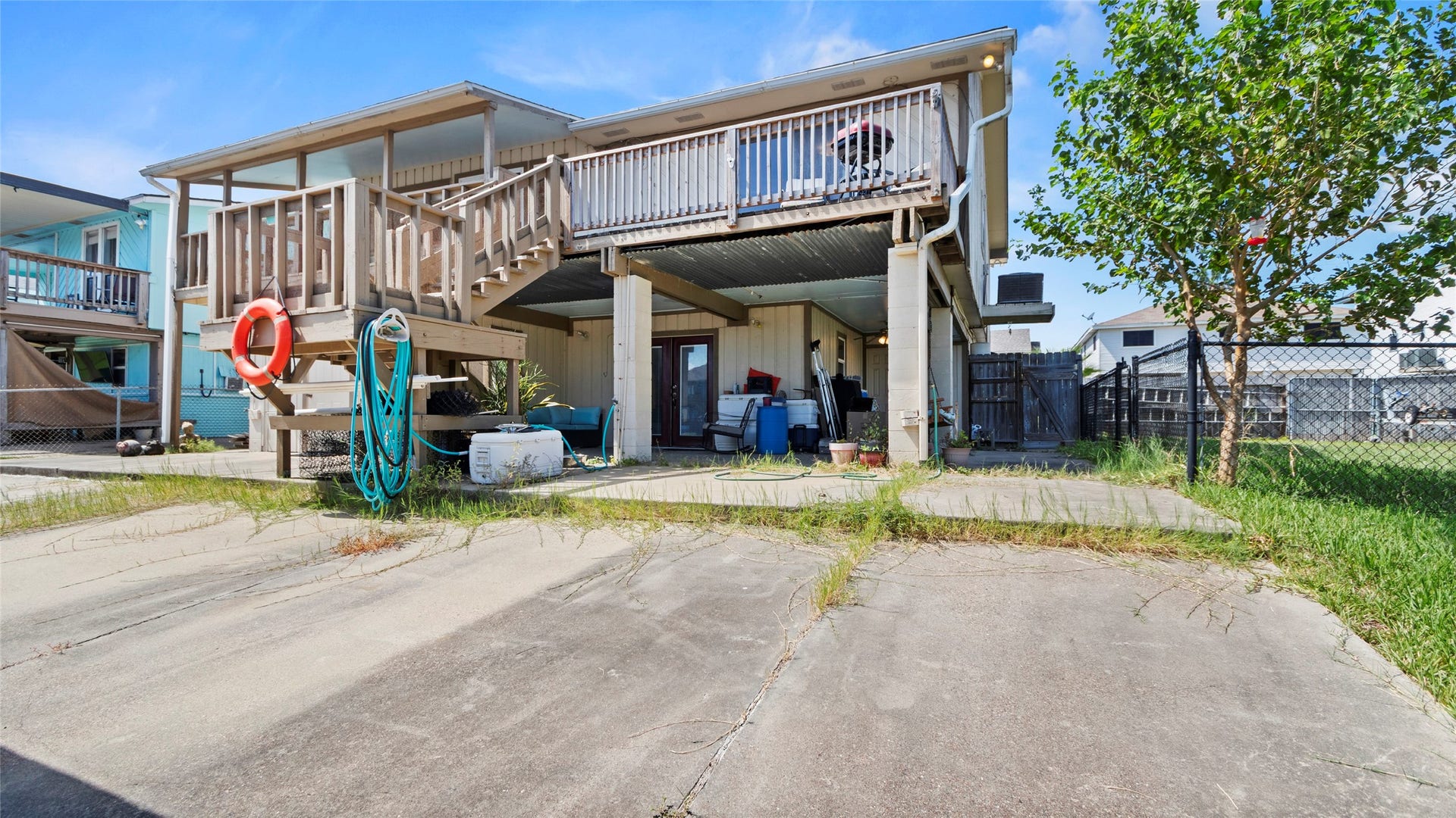 1097 Redfish Street, Bayou Vista, TX 77563 1097 Redfish Street, Bayou Vista, TX 77563