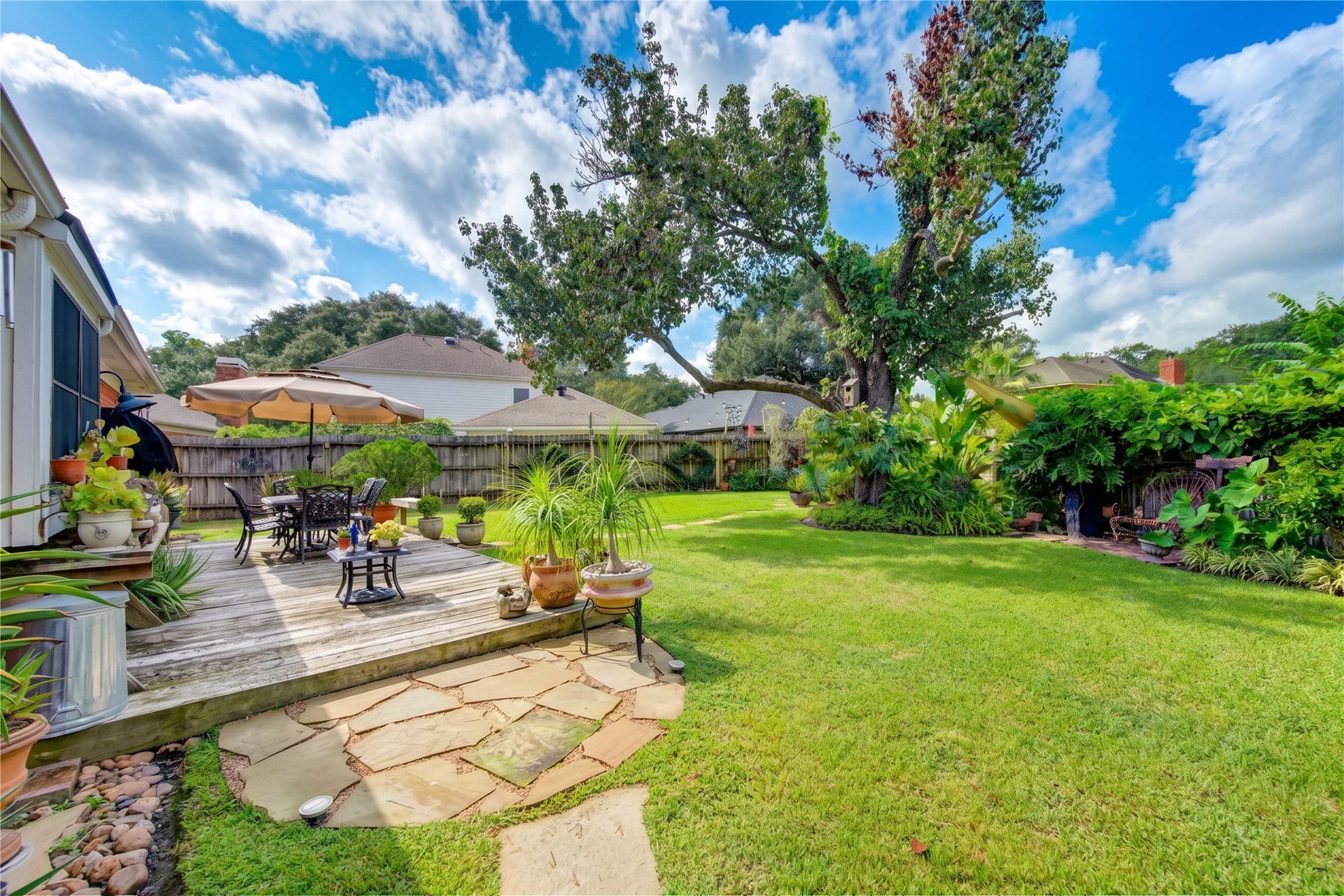 6839 Hertford Park Drive, Houston, TX 77084 Enjoy outdoor living with space to garden, entertain or simply relax.