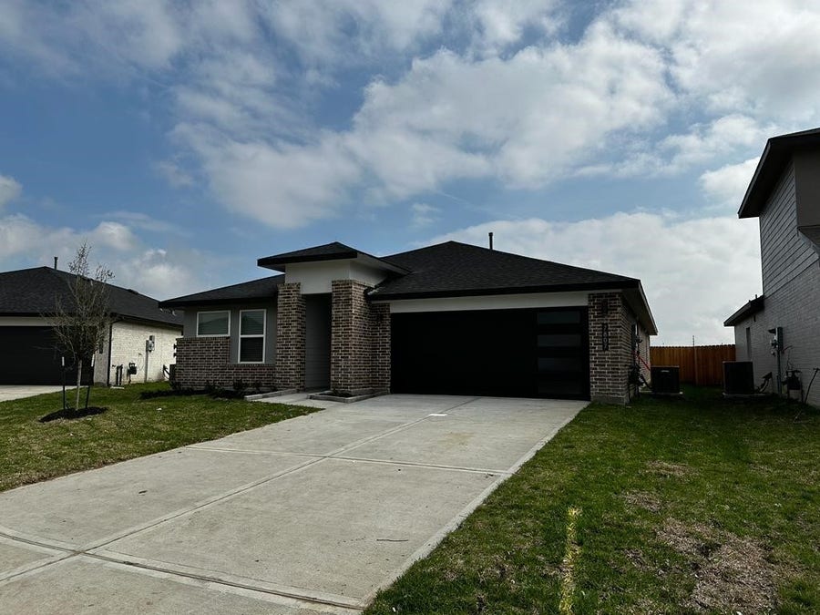 Property photo for 7906 Brumbly Lane, Rosharon, TX