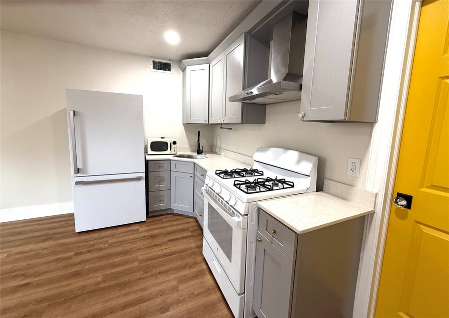 Property photo for 5201 Lindsay Street, Houston, TX