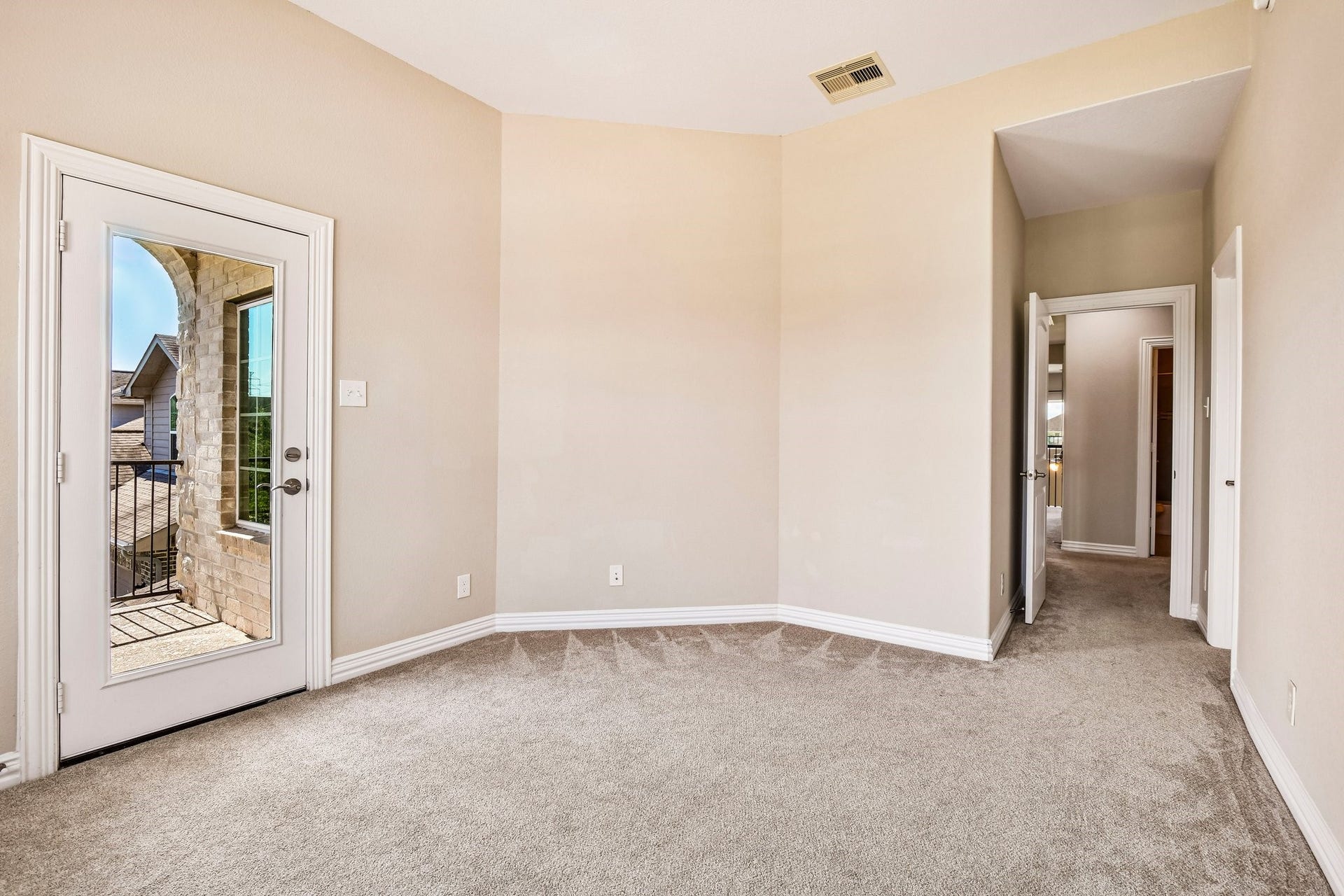 2414 Trocadero Lane, League City, TX 77573 2414 Trocadero Lane, League City, TX 77573