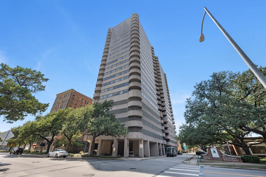 Property photo for 5000 Montrose Boulevard, #15C, Houston, TX