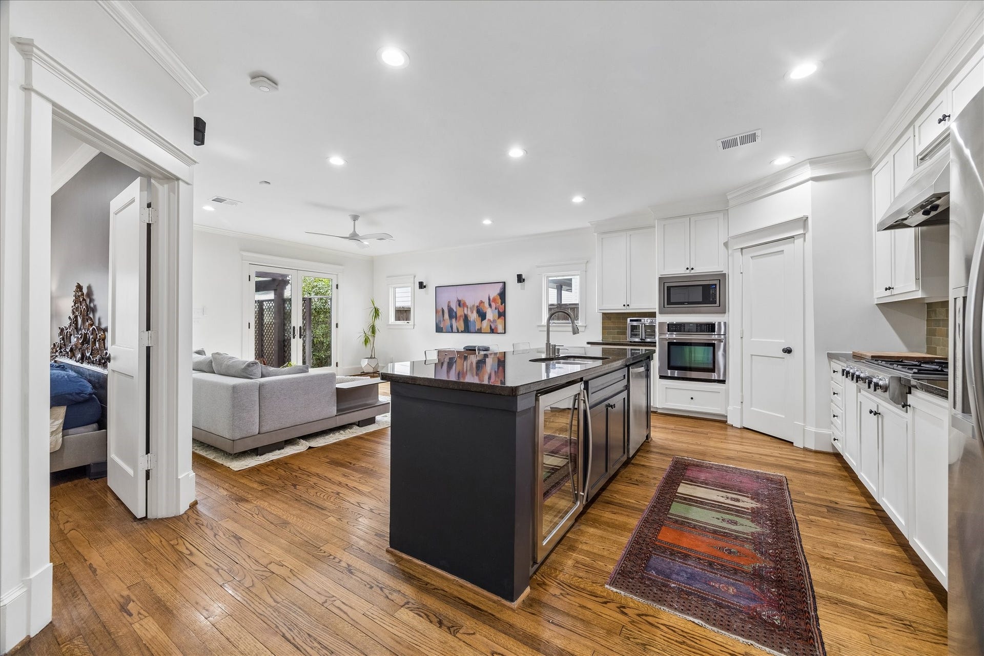 702 Algregg Street, Houston, TX 77008