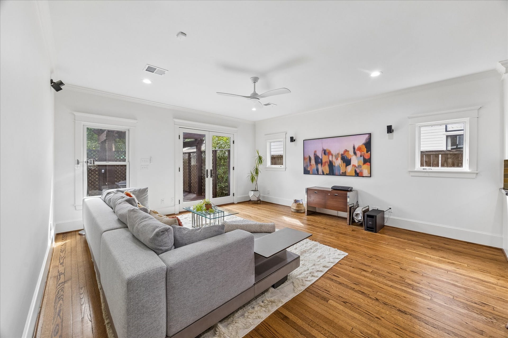 702 Algregg Street, Houston, TX 77008