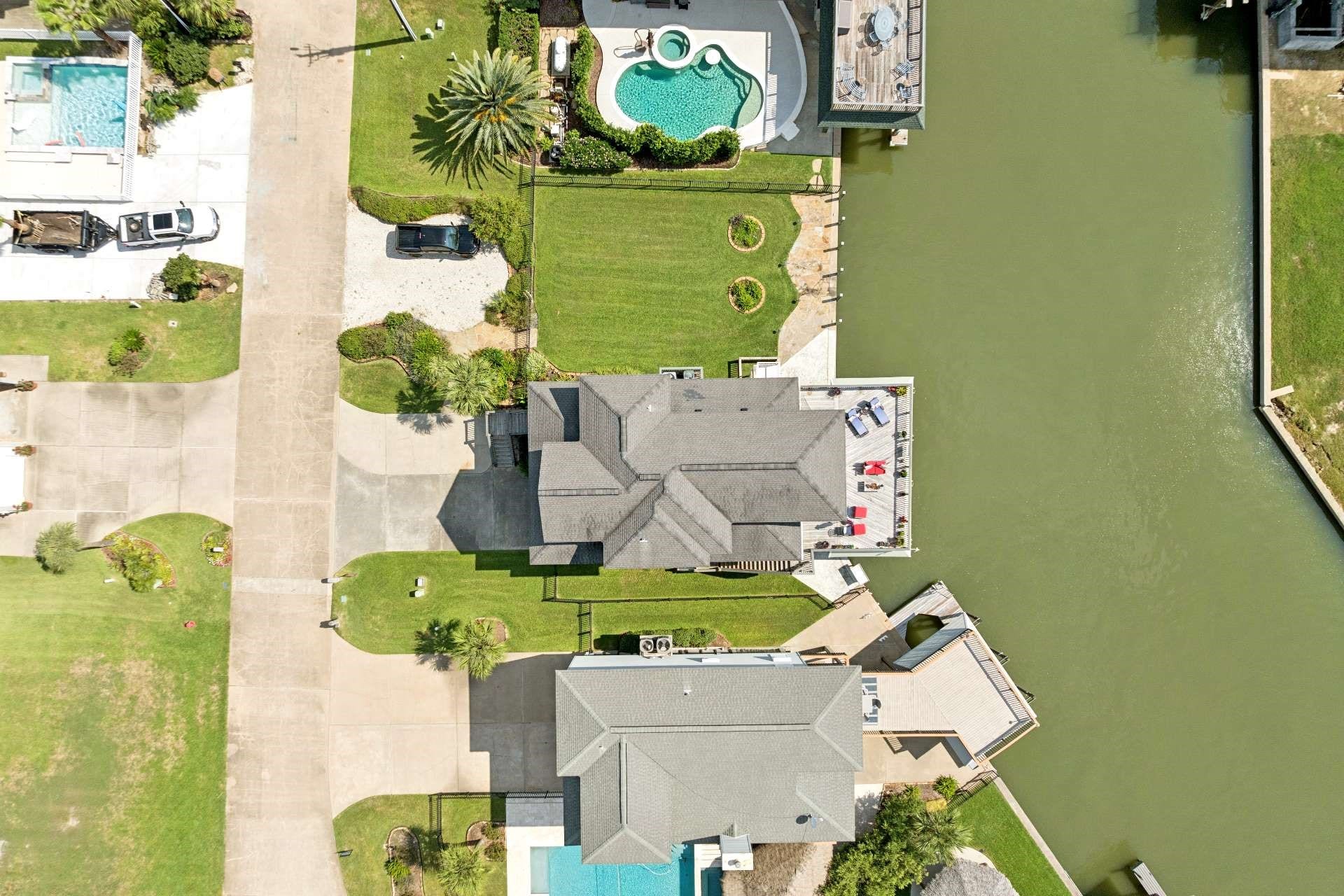 515 Westerly Drive, Tiki Island, TX 77554 515 Westerly Drive, Tiki Island, TX 77554