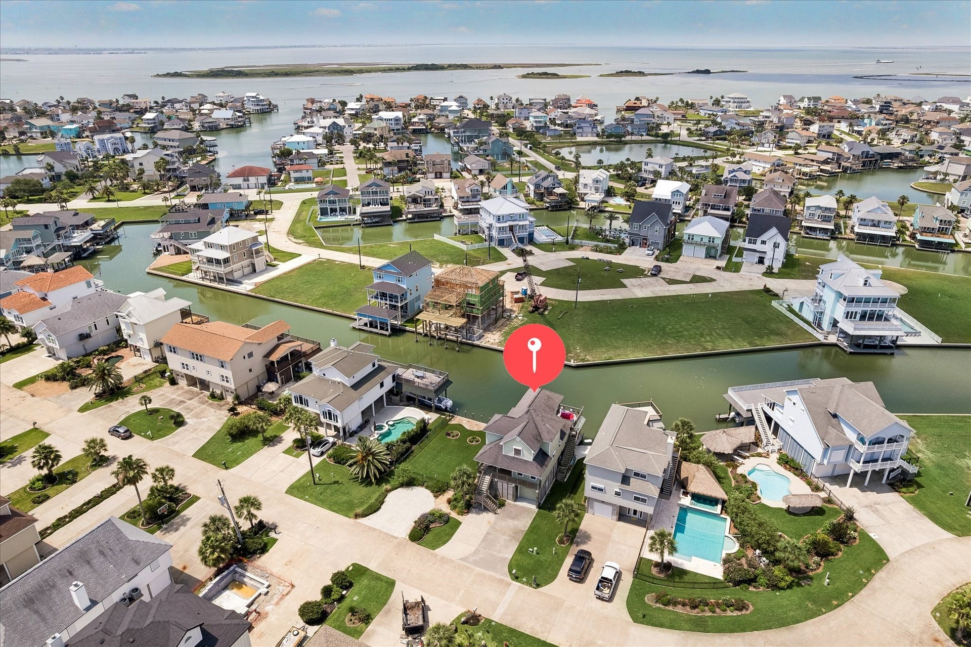 515 Westerly Drive, Tiki Island, TX 77554 Location Location Location