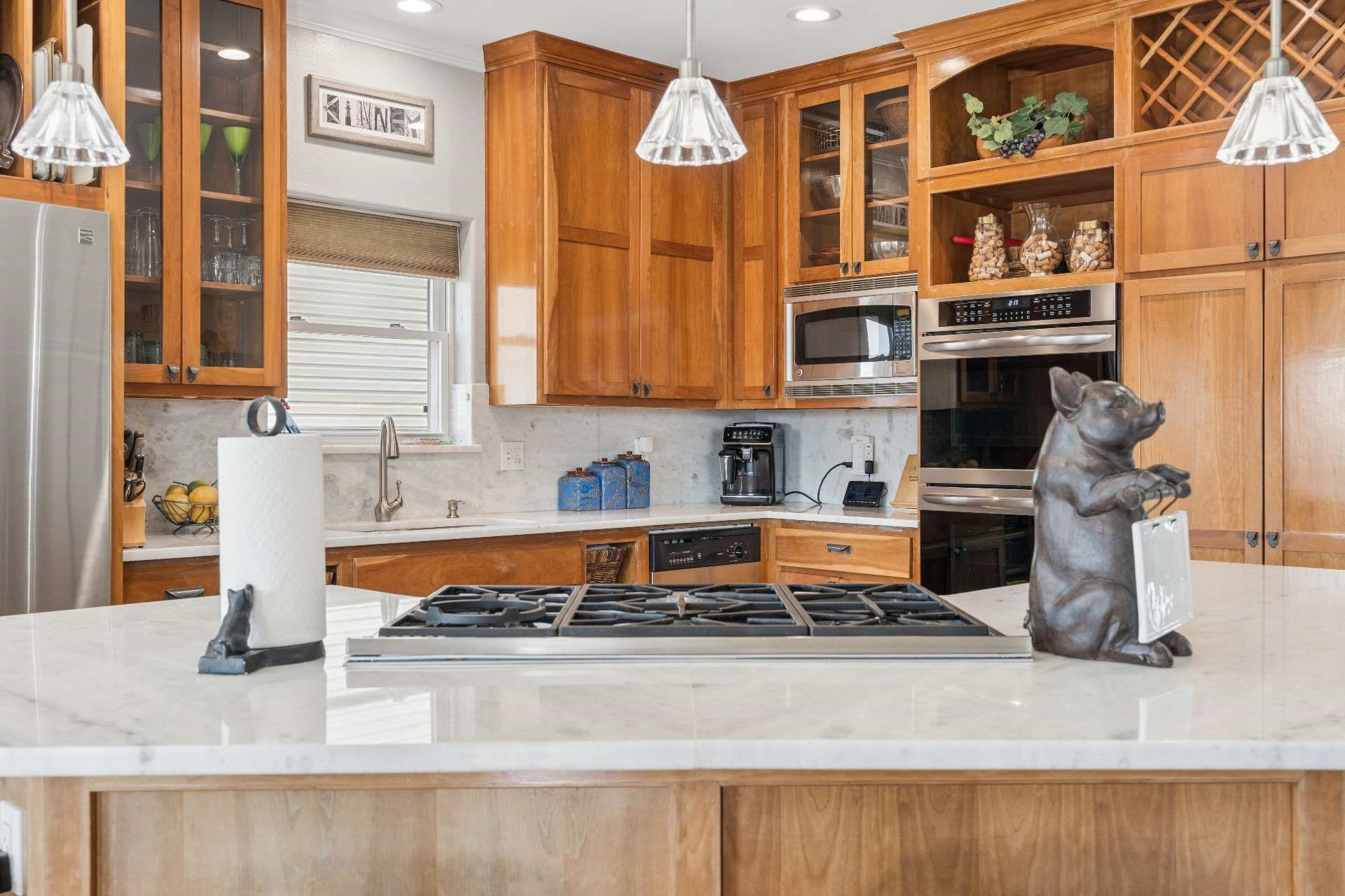 515 Westerly Drive, Tiki Island, TX 77554 515 Westerly Drive, Tiki Island, TX 77554