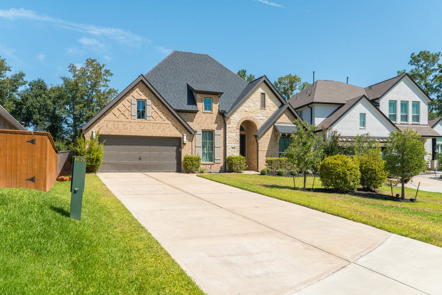 Property photo for 413 Brackendale Court, Montgomery, TX
