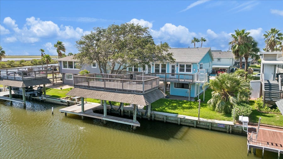 Property photo for 853 Marlin Street, Bayou Vista, TX