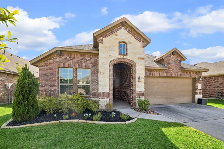 Property photo for 4911 Creekside Haven Trail, Spring, TX