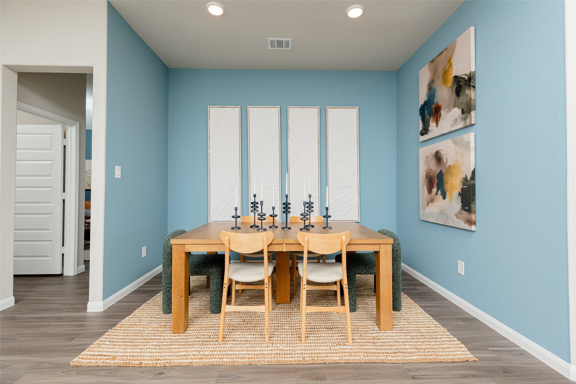 3049 Mustang Grove Way, Brookshire, TX 77423 Photos are a representation of the floor plan. Options and interior selections will vary.