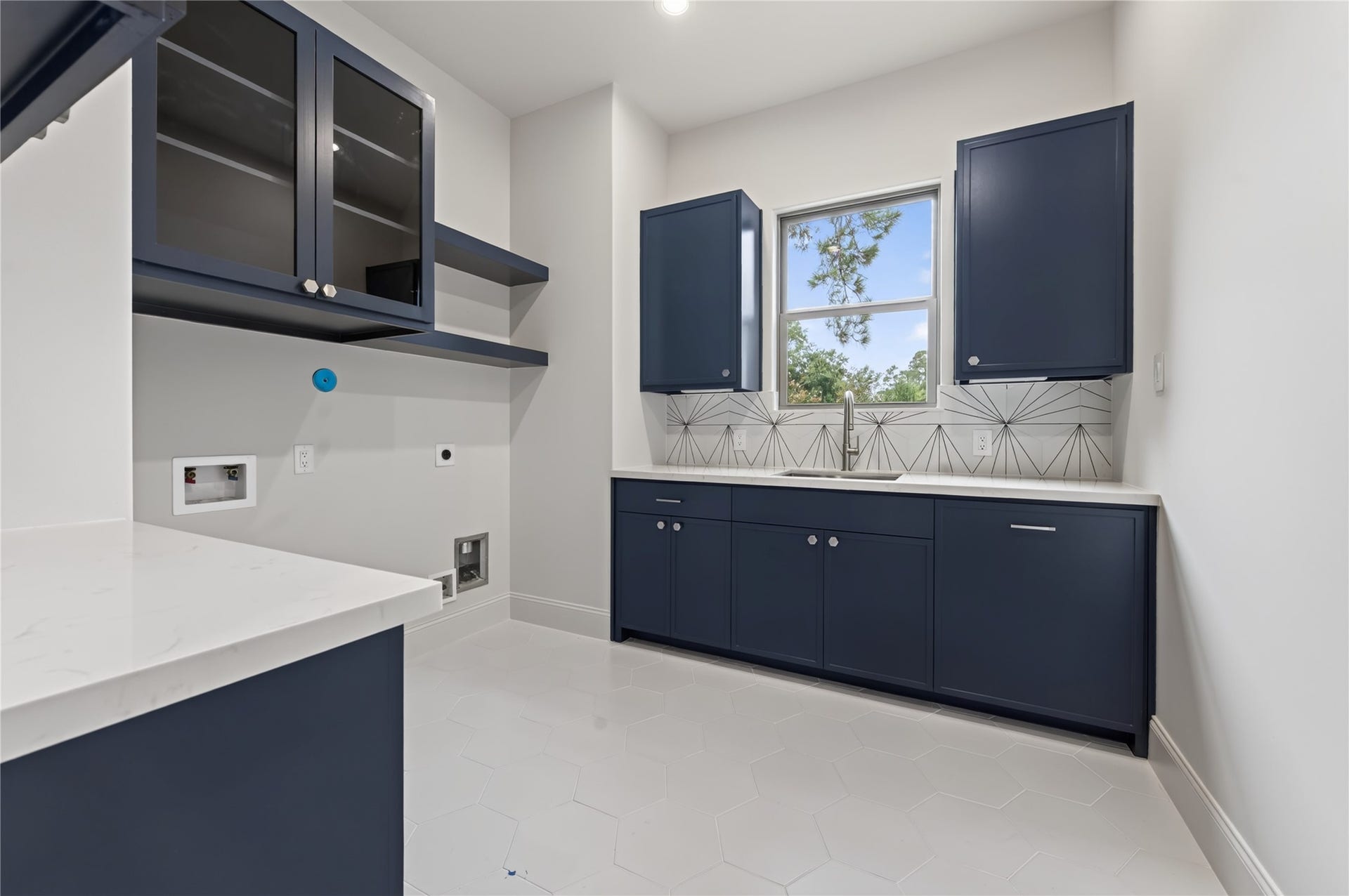515 W 33rd Street, Houston, TX 77018 515 W 33rd Street, Houston, TX 77018